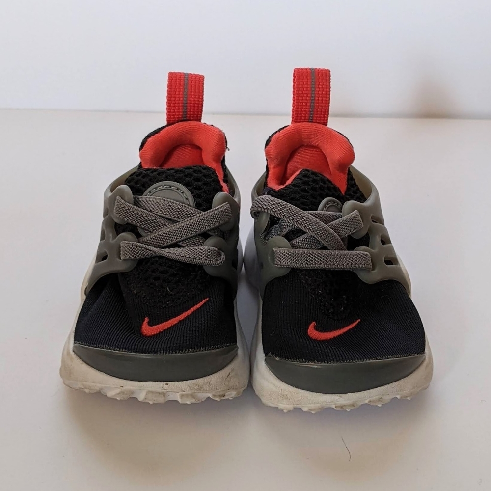 Nike Little Presto Black Baby Sneakers Size 2C - Picture 6 of 6